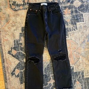 Abercrombie & Fitch Black Distressed Women Jeans